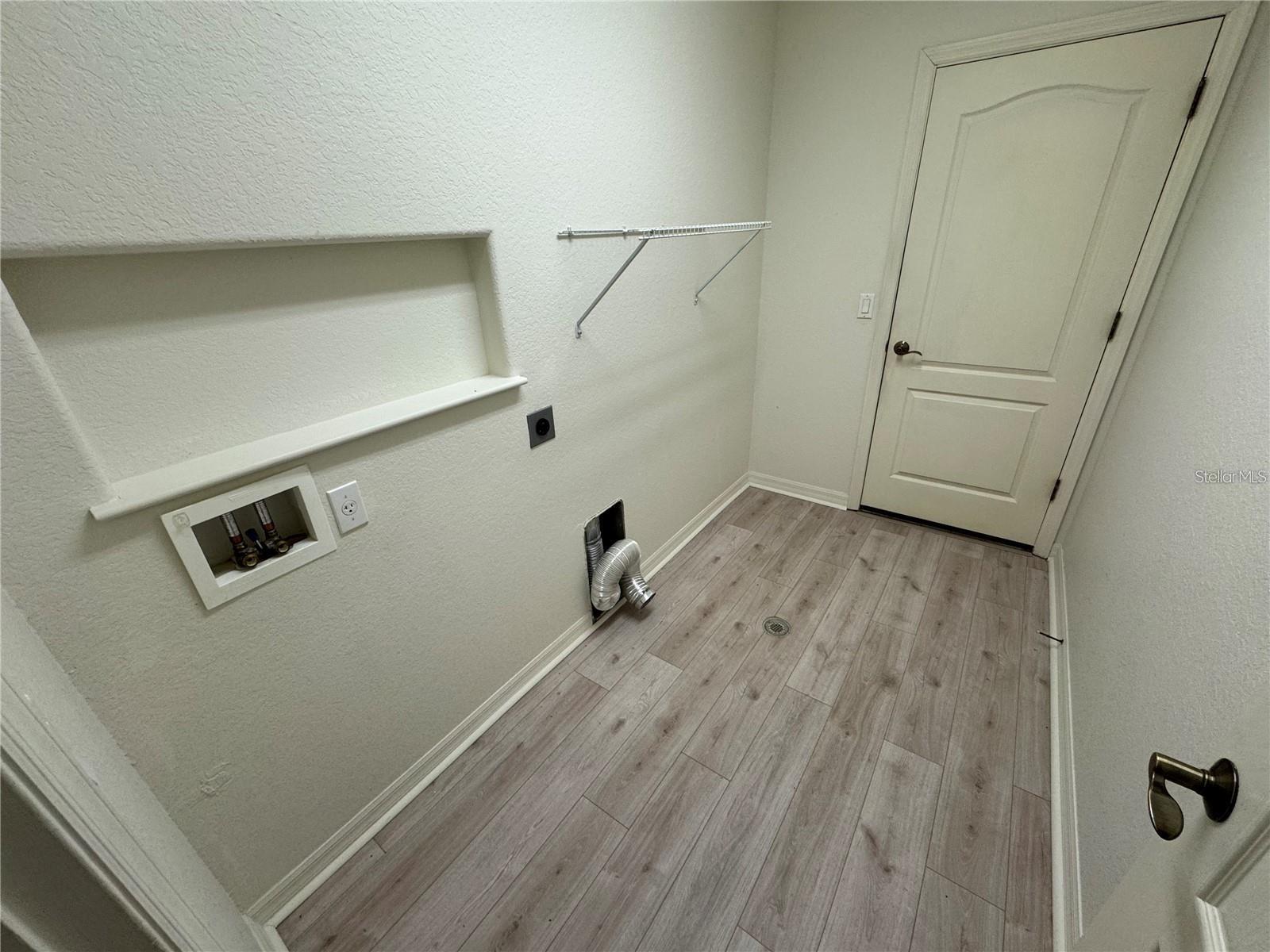 AUBURN WOODS - Residential Lease