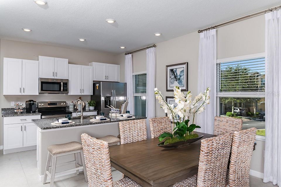 PALM RIVER TOWNHOMES - Residential