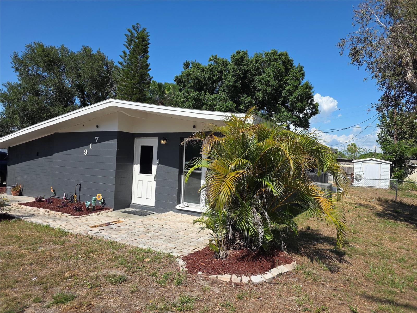TRADEWINDS - Residential
