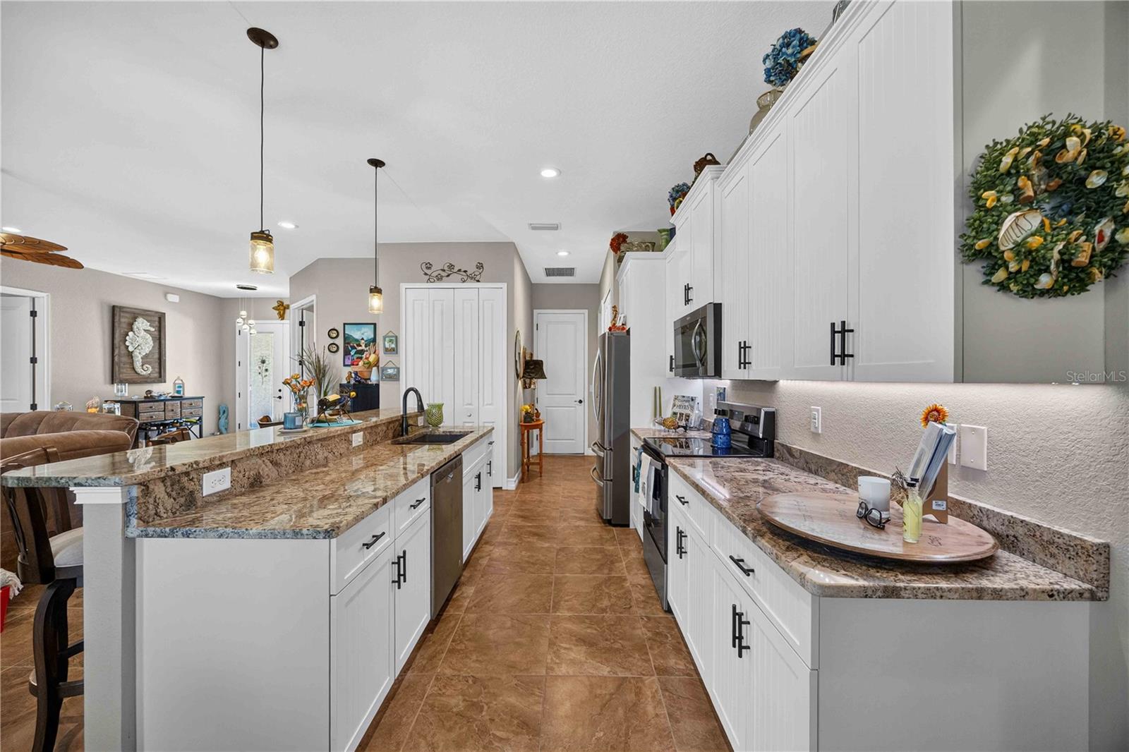 ROTONDA WEST LONG MEADOW - Residential