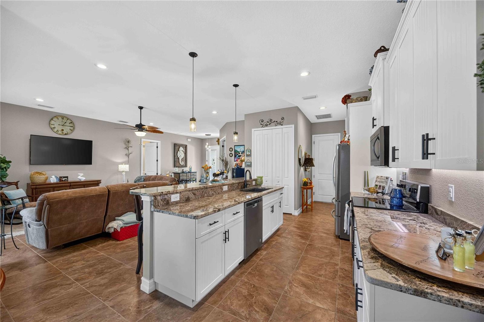 ROTONDA WEST LONG MEADOW - Residential