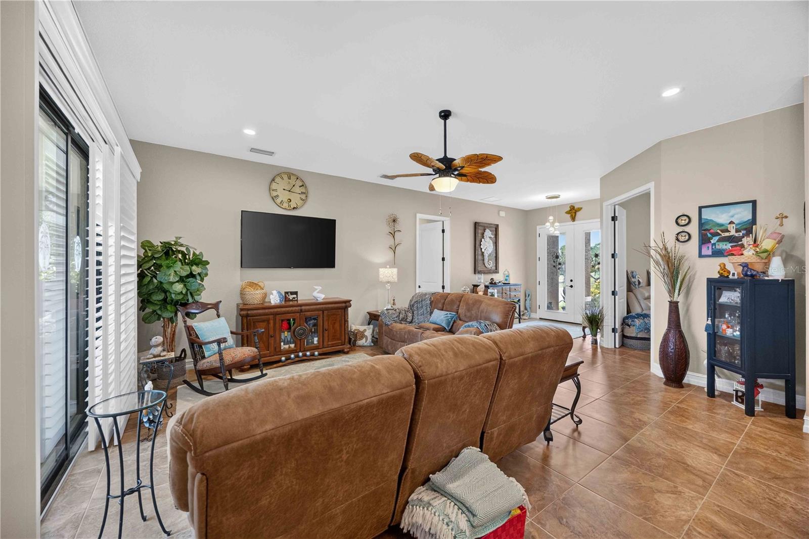 ROTONDA WEST LONG MEADOW - Residential