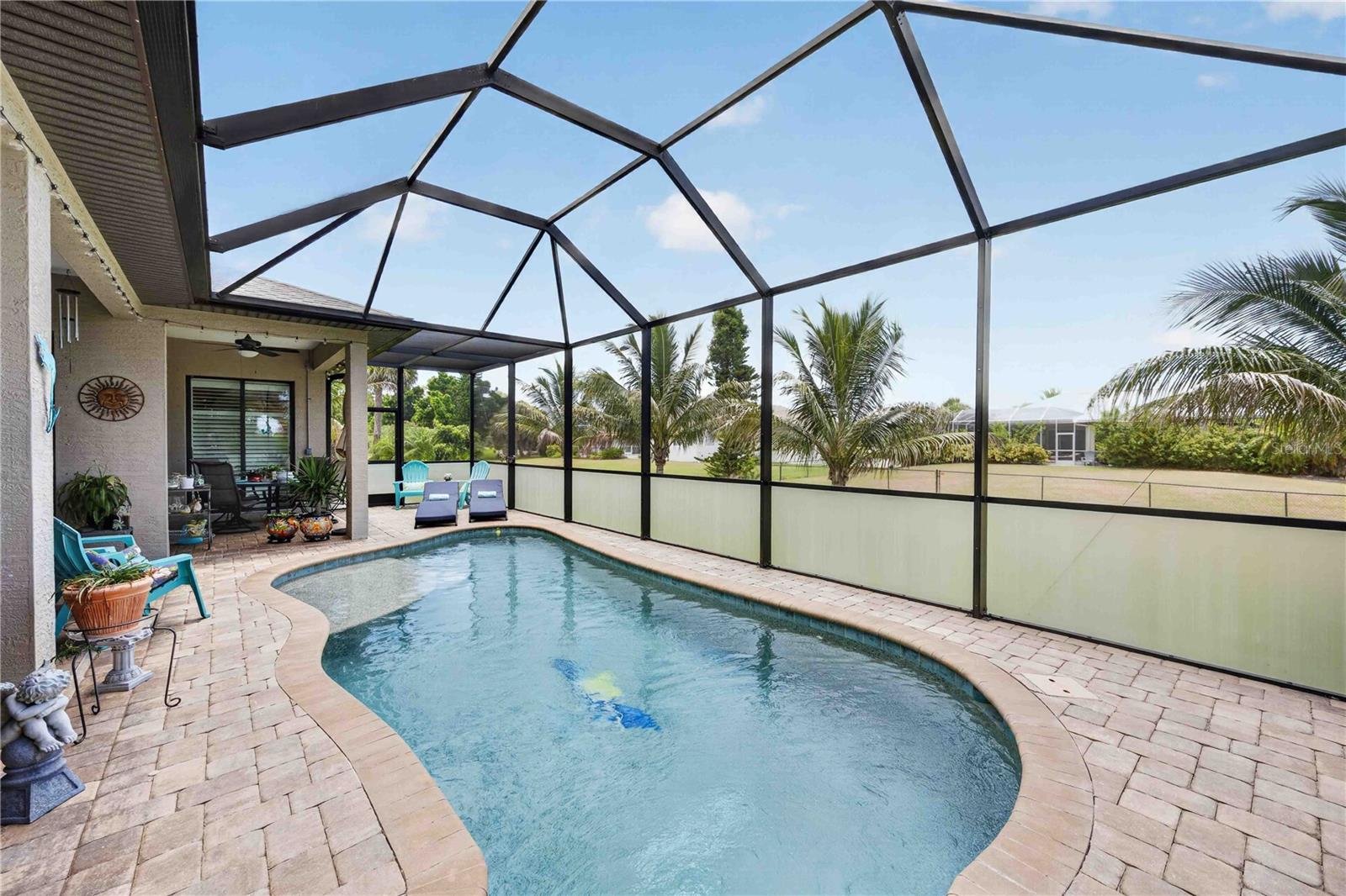 ROTONDA WEST LONG MEADOW - Residential