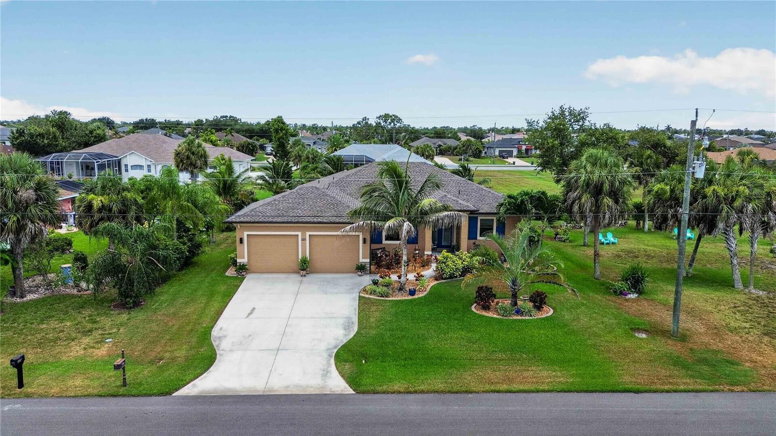 ROTONDA WEST LONG MEADOW - Residential