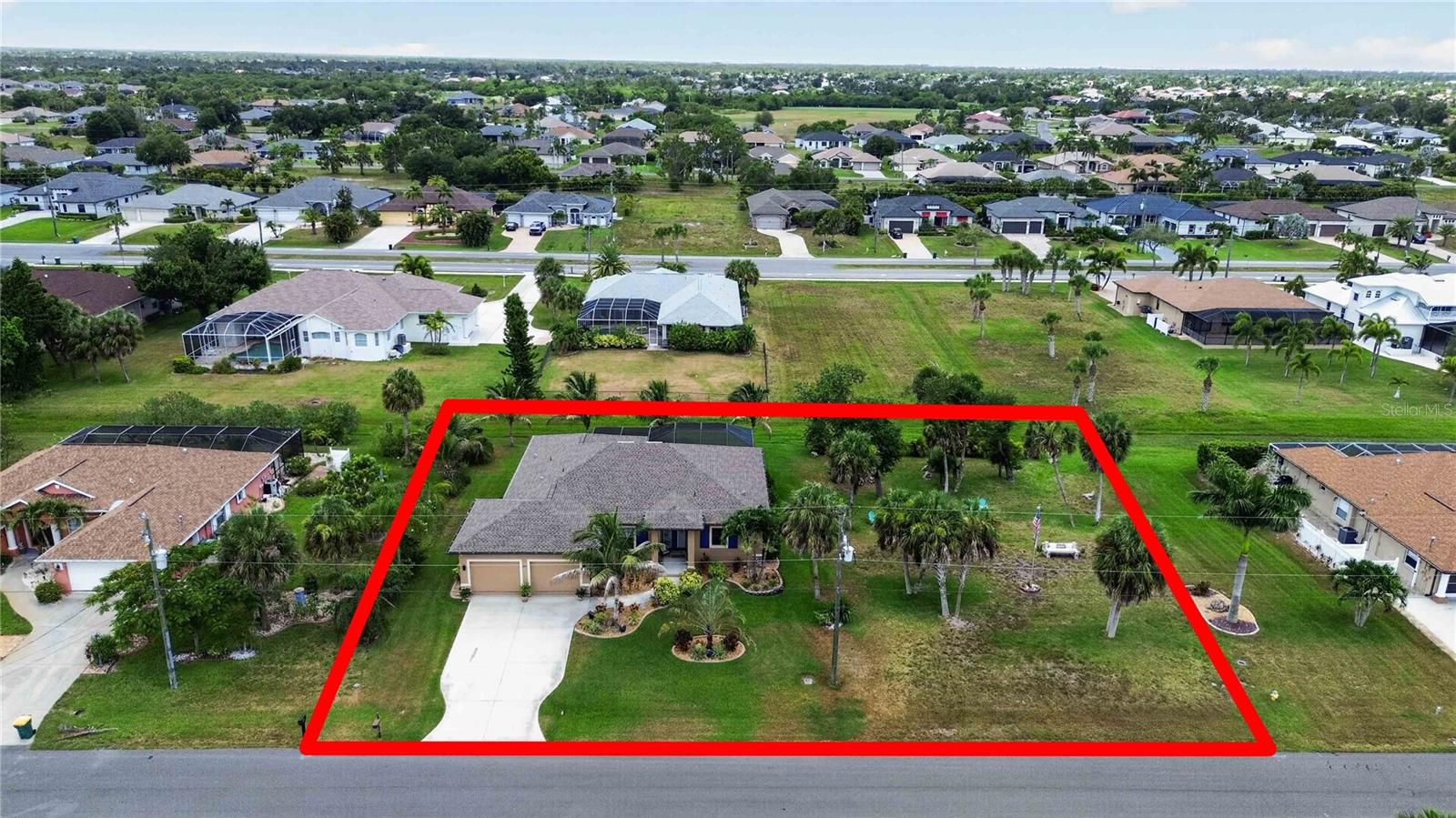 ROTONDA WEST LONG MEADOW - Residential