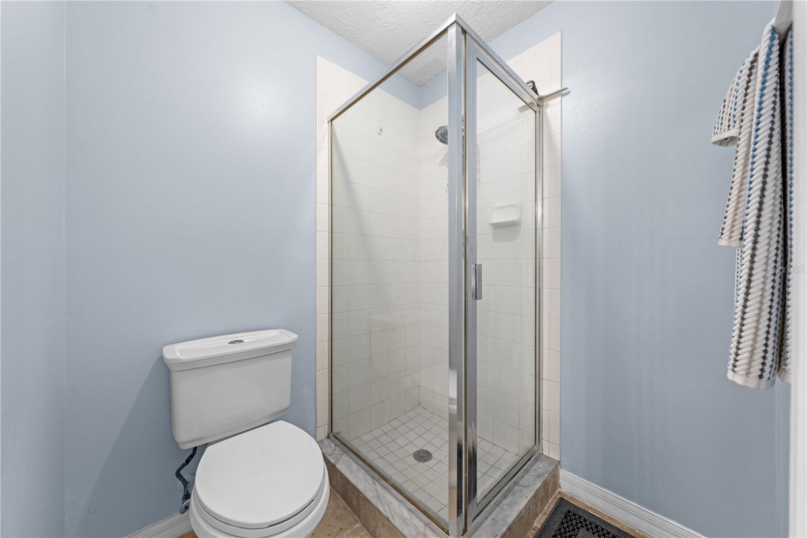 VILLAS OF EMERALD LAKE CONDO PH 4 - Residential