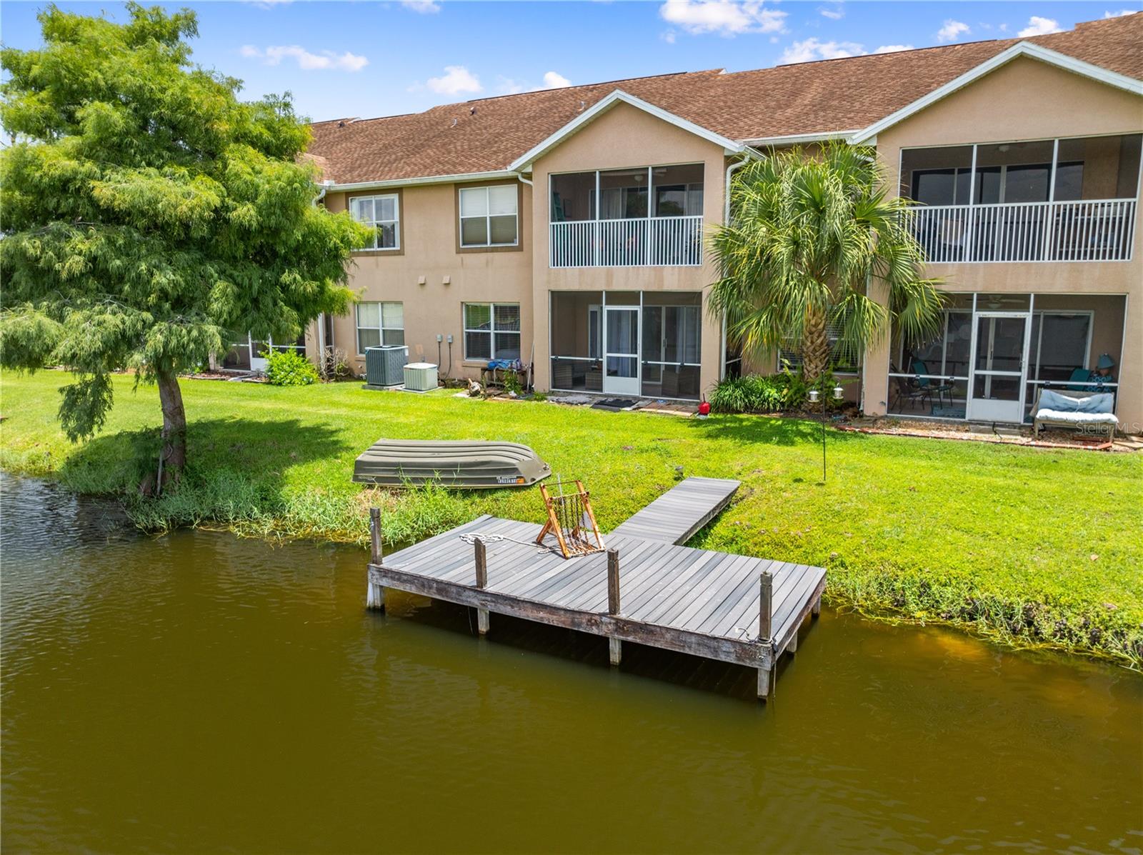 VILLAS OF EMERALD LAKE CONDO PH 4 - Residential