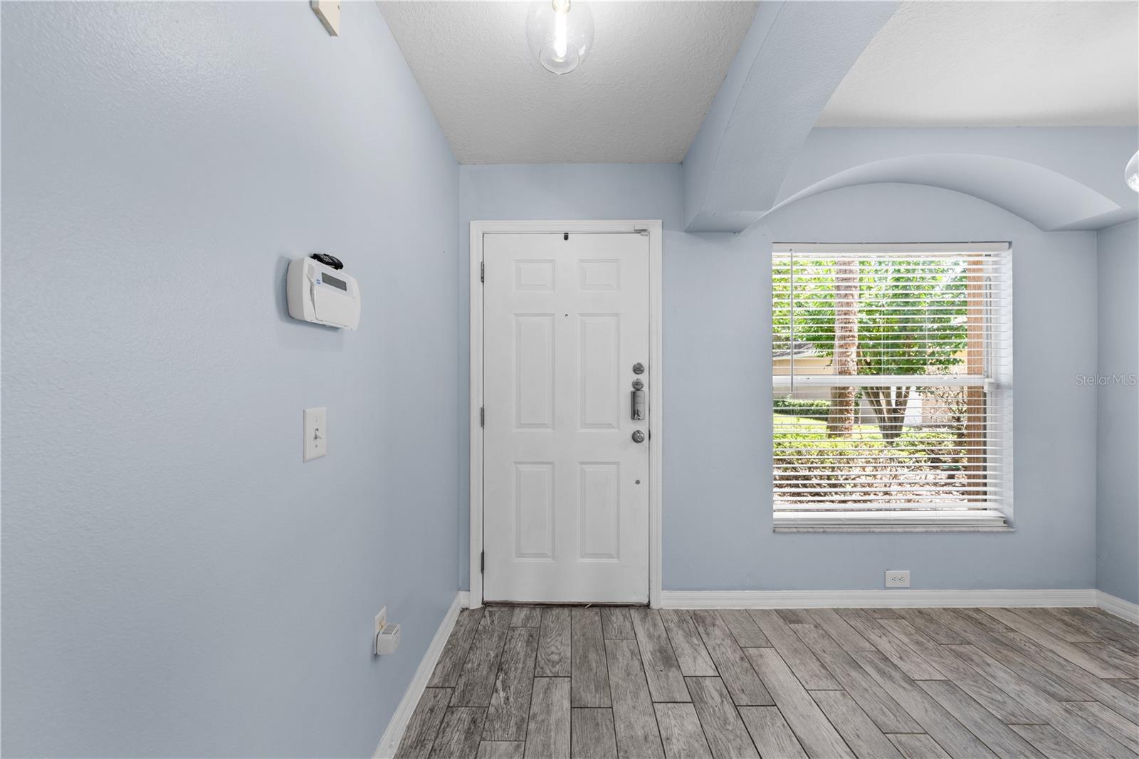 VILLAS OF EMERALD LAKE CONDO PH 4 - Residential
