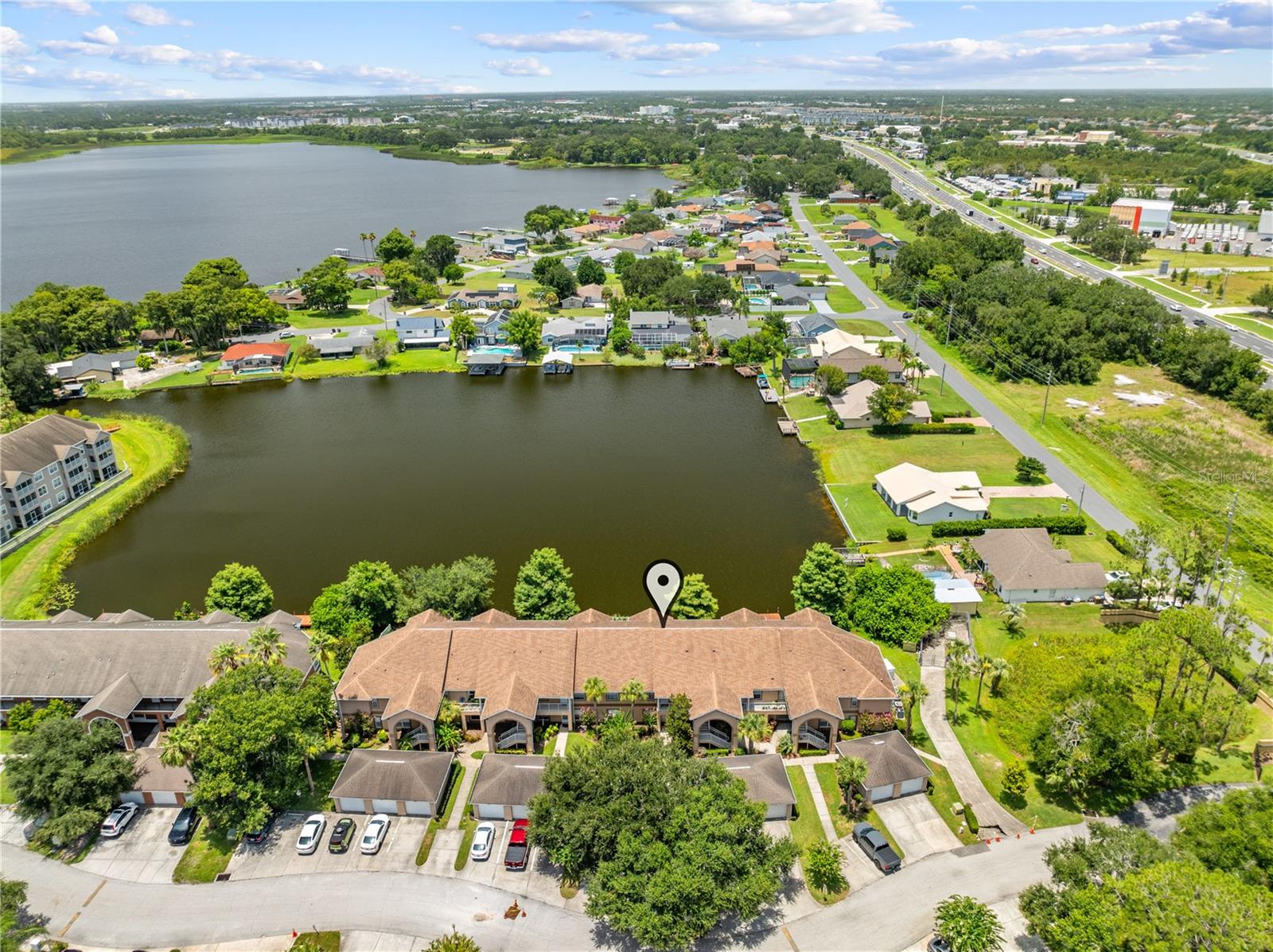 VILLAS OF EMERALD LAKE CONDO PH 4 - Residential