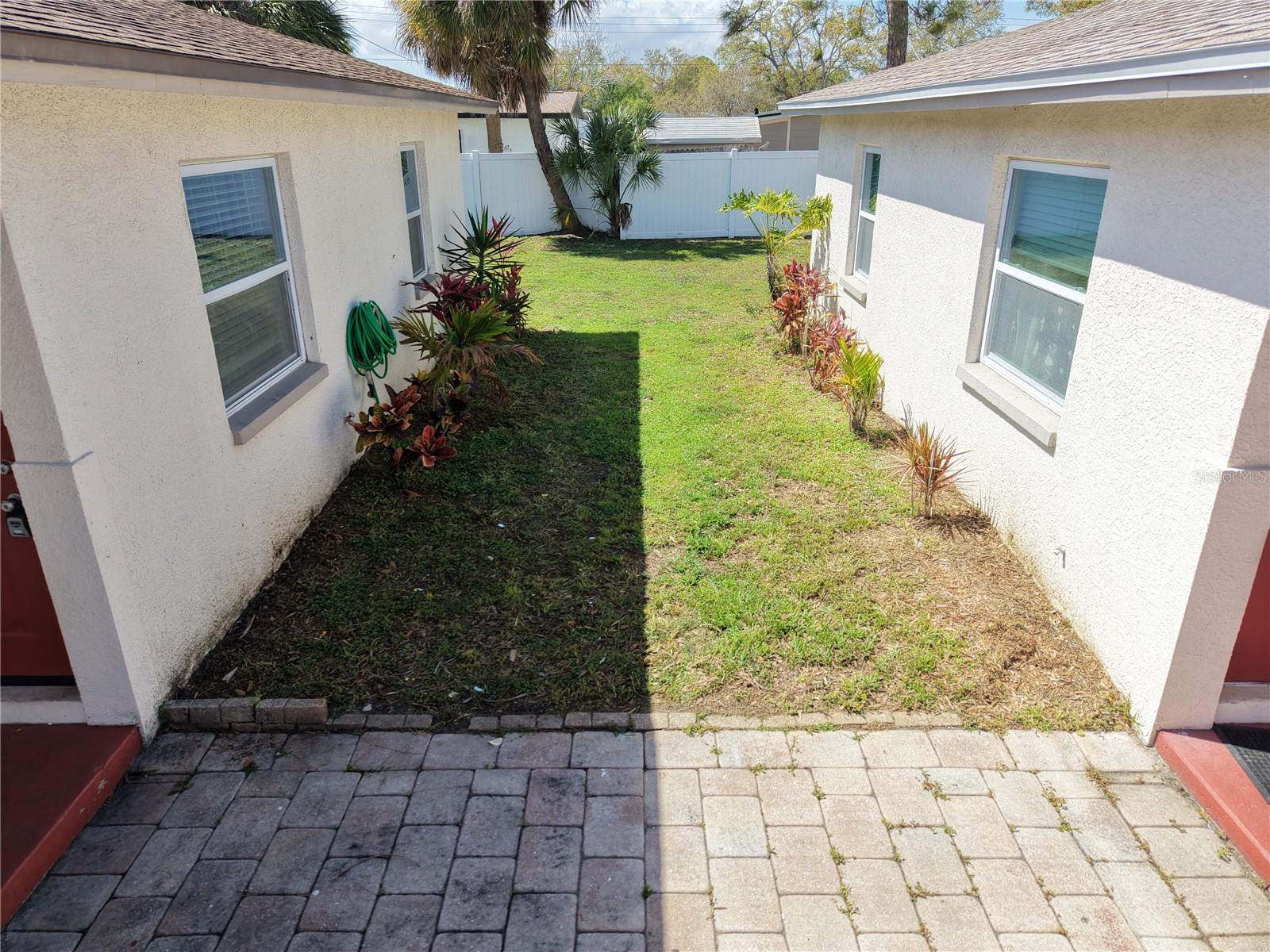 WEST PORT - Residential Income