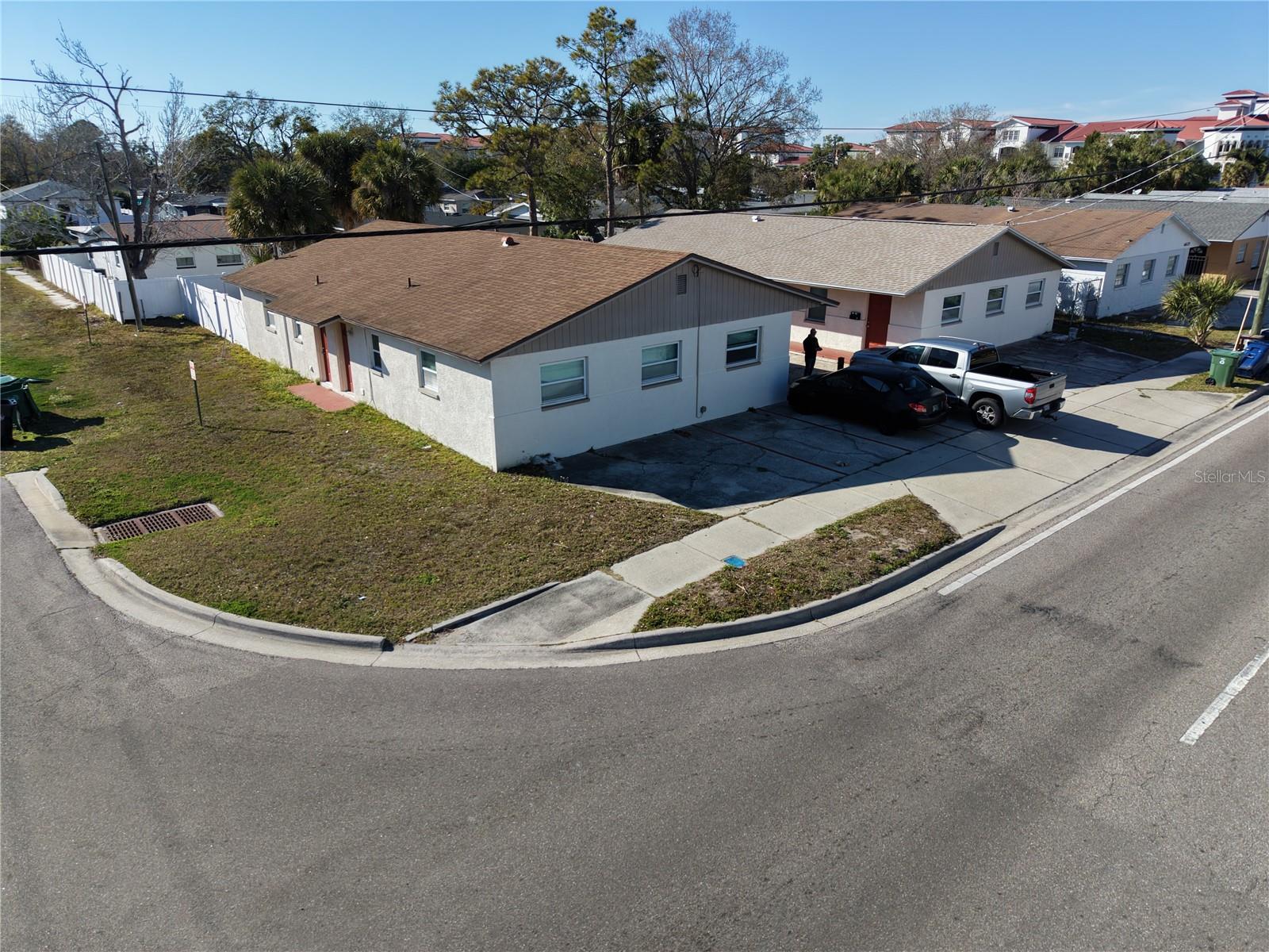 WEST PORT - Residential Income