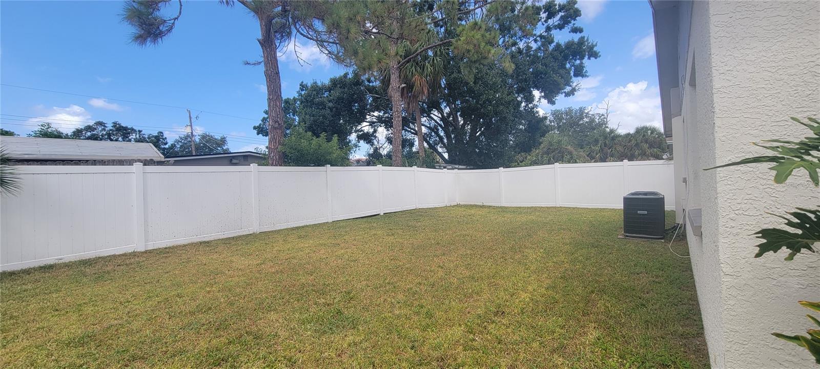 WEST PORT - Residential Income