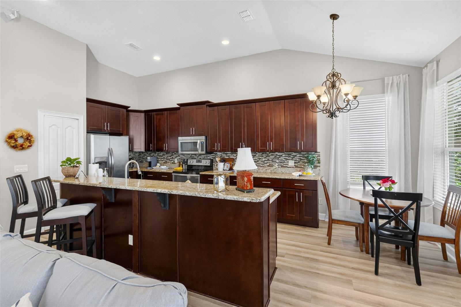MOUNT DORA COUNTRY CLUB MOUNT DORA PH 02-2 - Residential