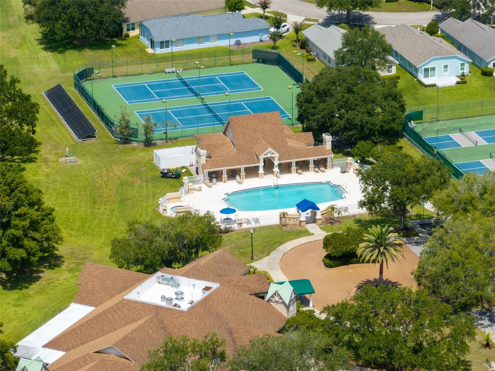 MOUNT DORA COUNTRY CLUB MOUNT DORA PH 02-2 - Residential