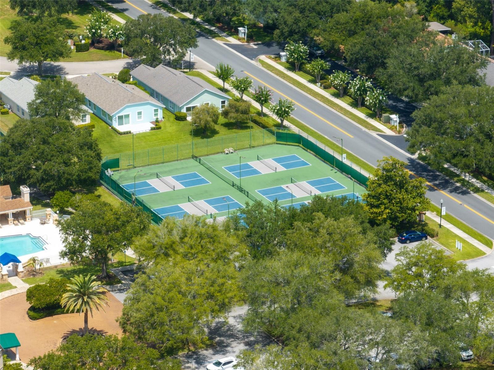MOUNT DORA COUNTRY CLUB MOUNT DORA PH 02-2 - Residential
