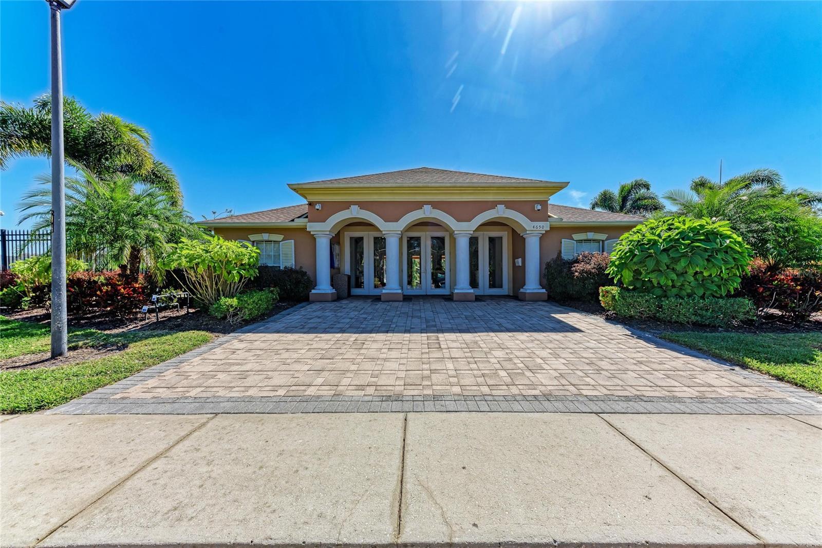 SABAL KEY - Residential