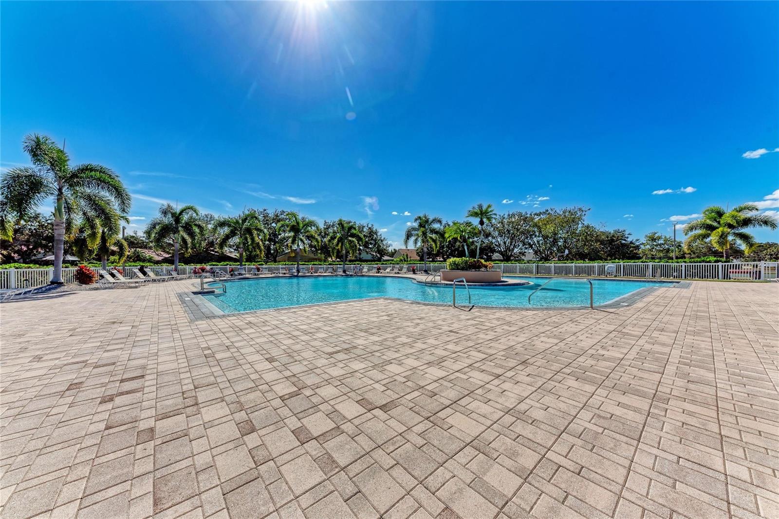 SABAL KEY - Residential