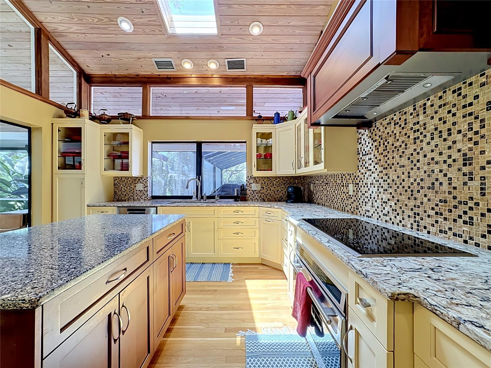 BAYFIELD OAKS - Residential