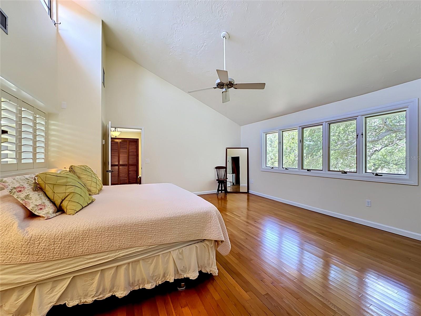 BAYFIELD OAKS - Residential