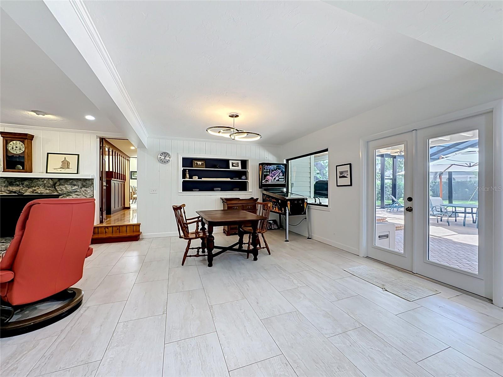 BAYFIELD OAKS - Residential