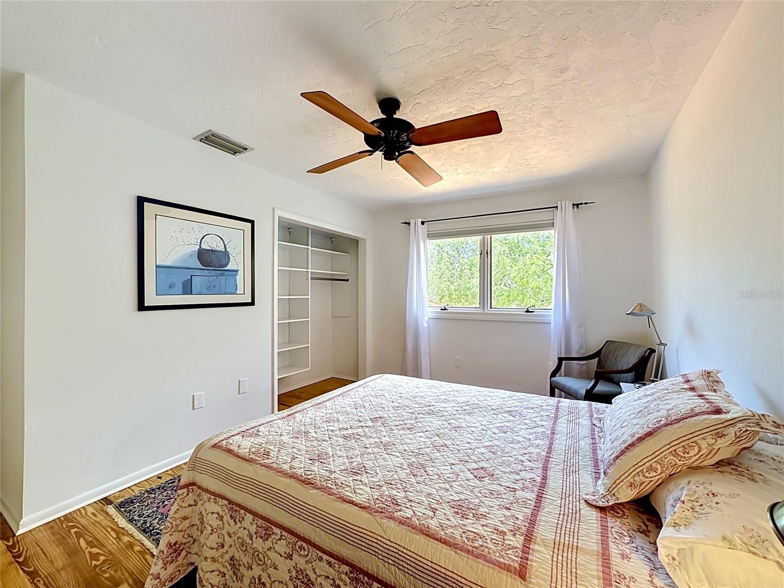 BAYFIELD OAKS - Residential