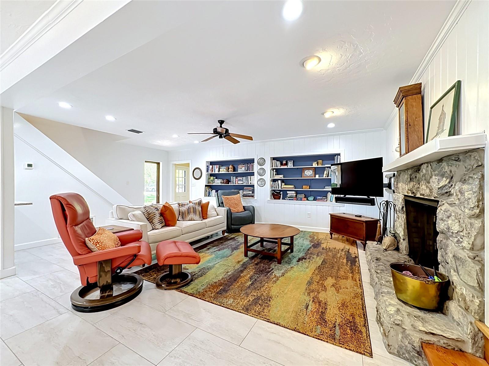 BAYFIELD OAKS - Residential