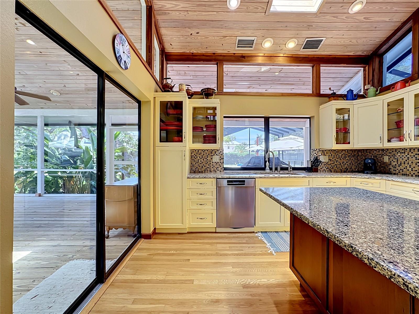 BAYFIELD OAKS - Residential
