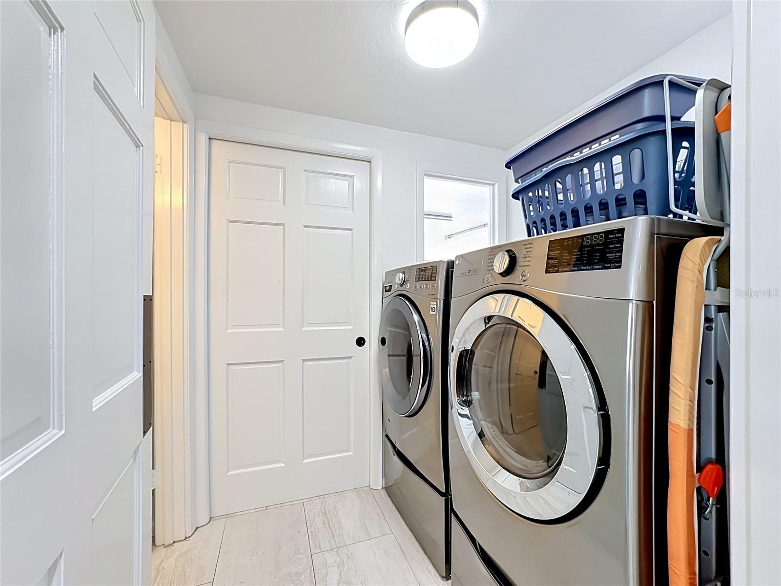 BAYFIELD OAKS - Residential