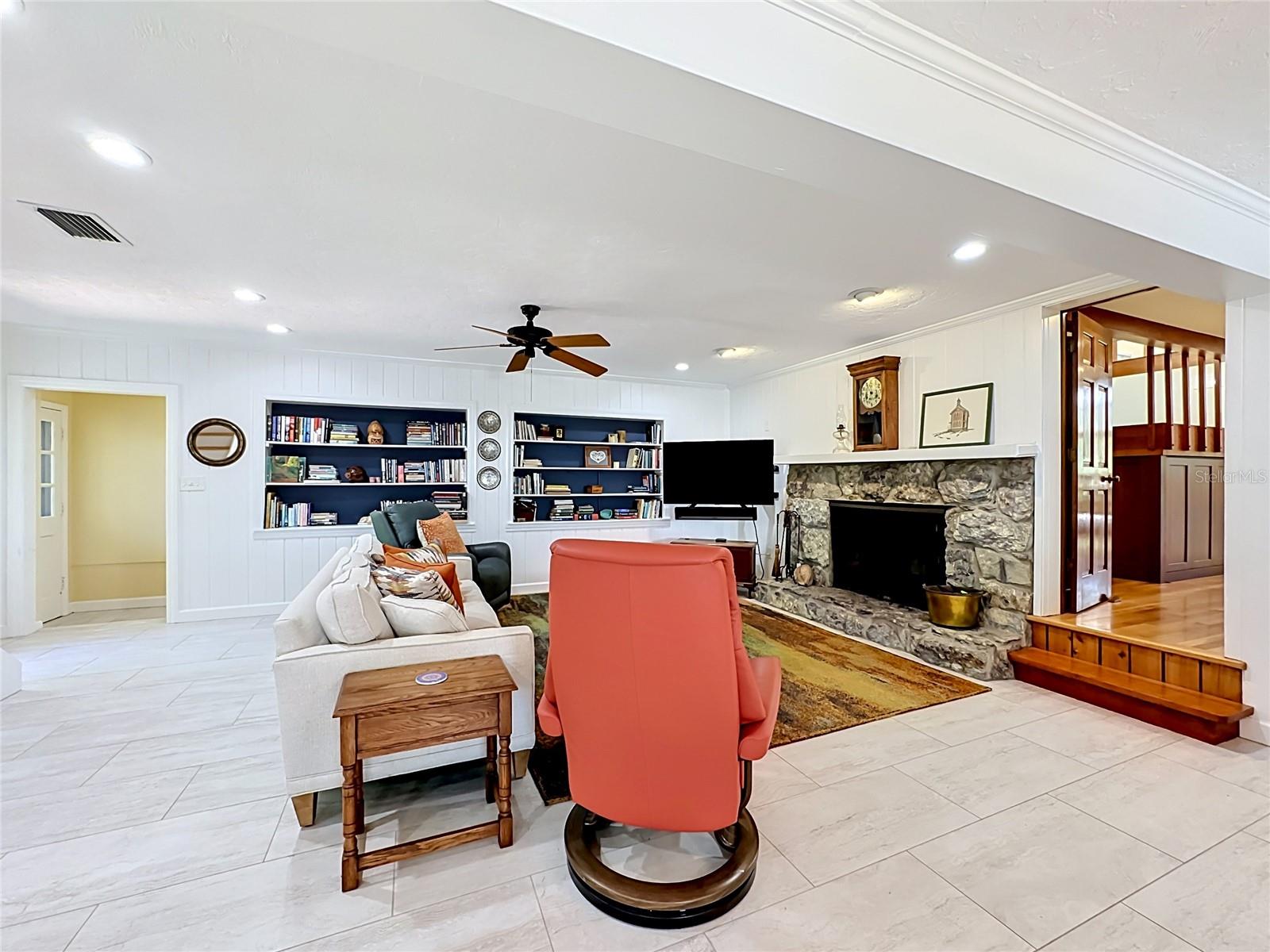 BAYFIELD OAKS - Residential