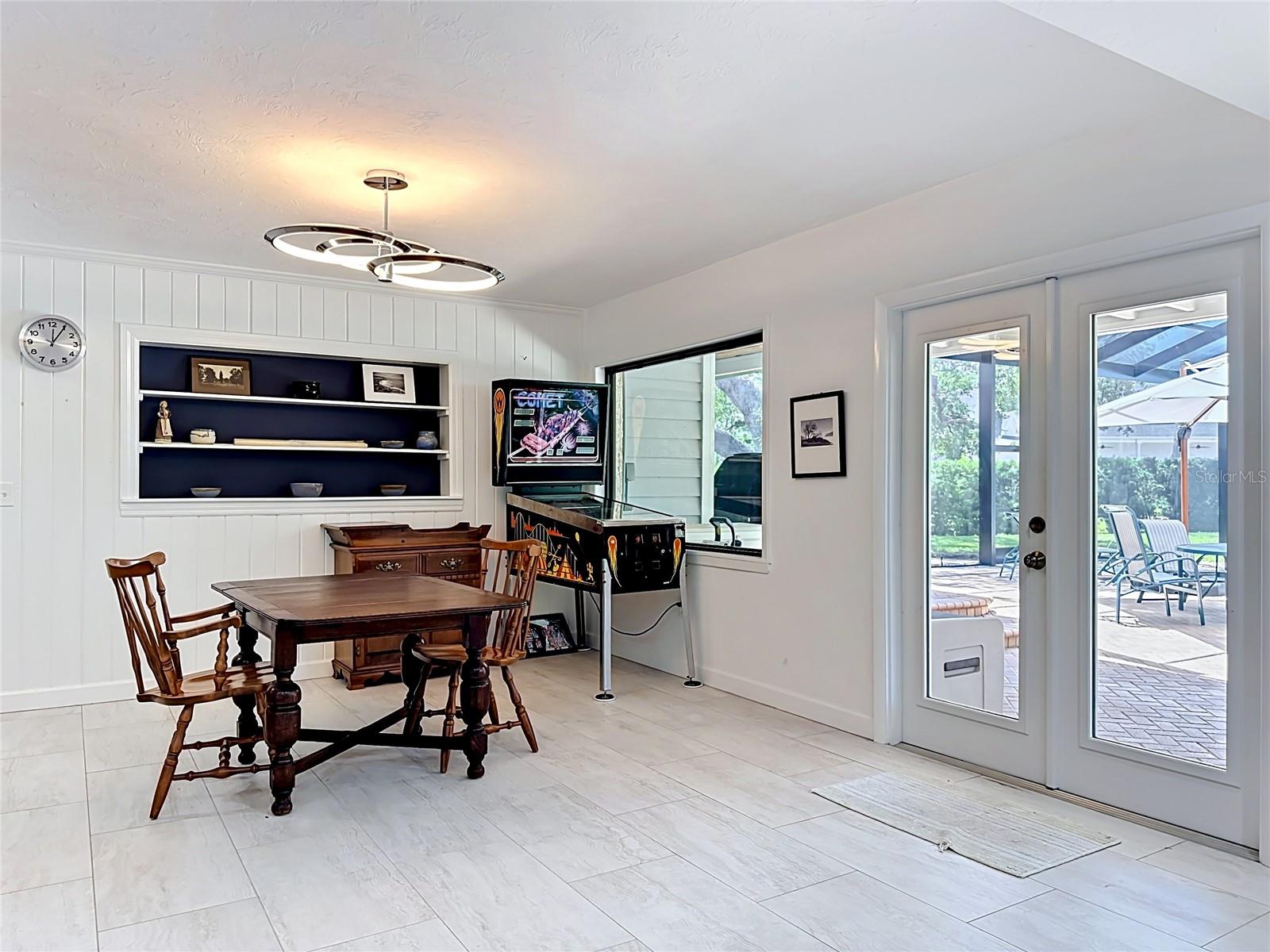 BAYFIELD OAKS - Residential