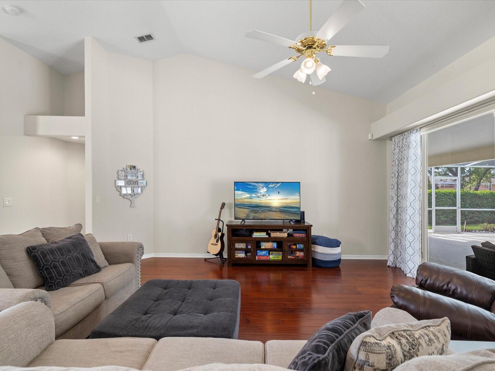 PRISTINE PLACE PH 1 - Residential