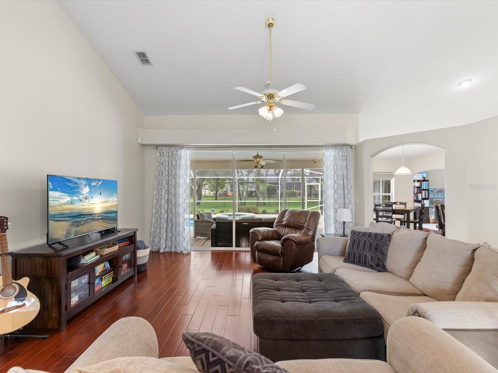 PRISTINE PLACE PH 1 - Residential