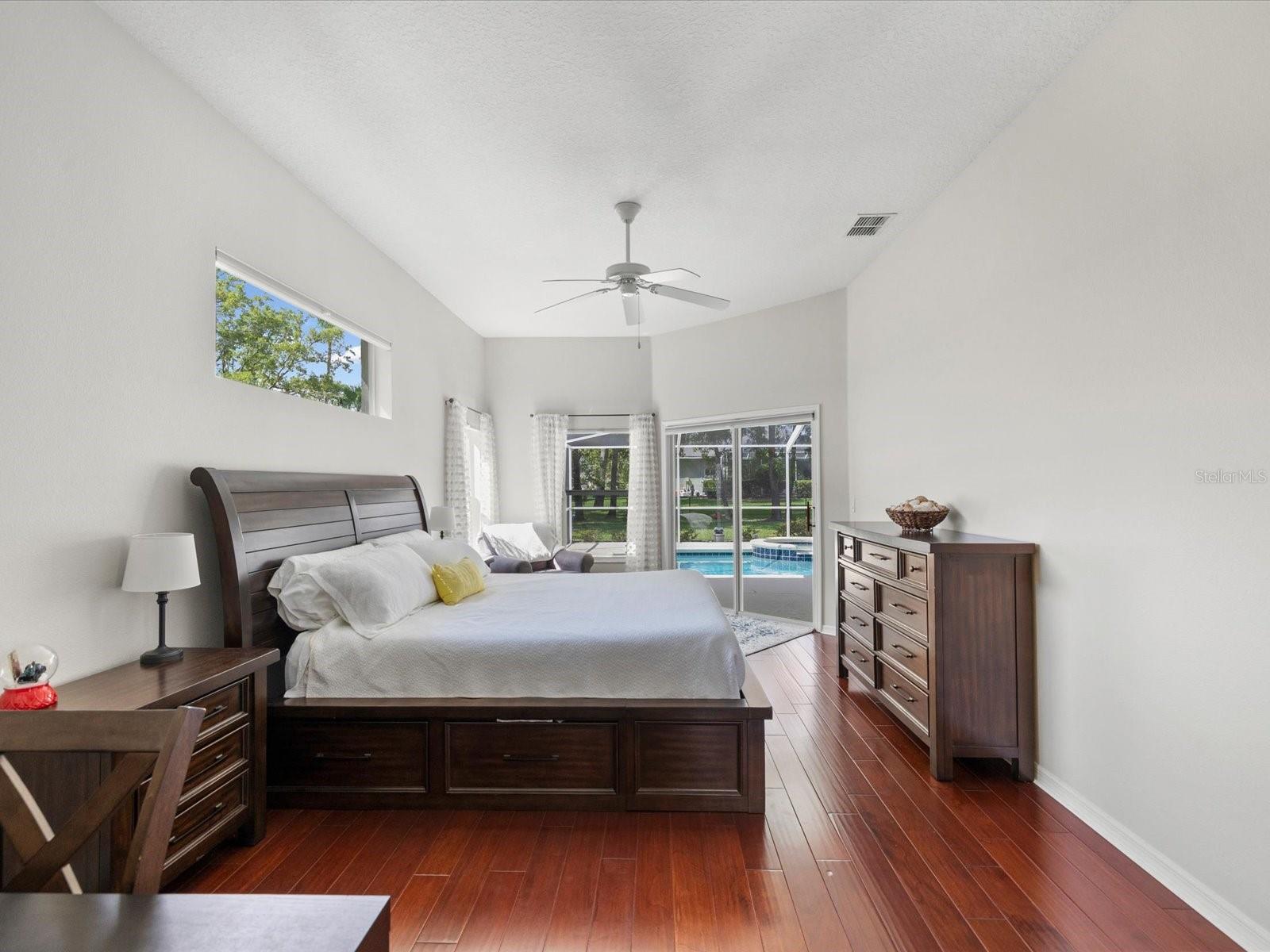 PRISTINE PLACE PH 1 - Residential