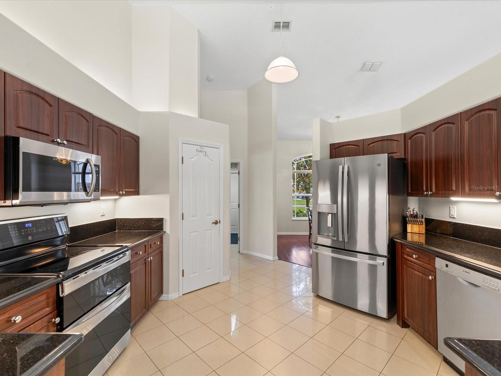 PRISTINE PLACE PH 1 - Residential