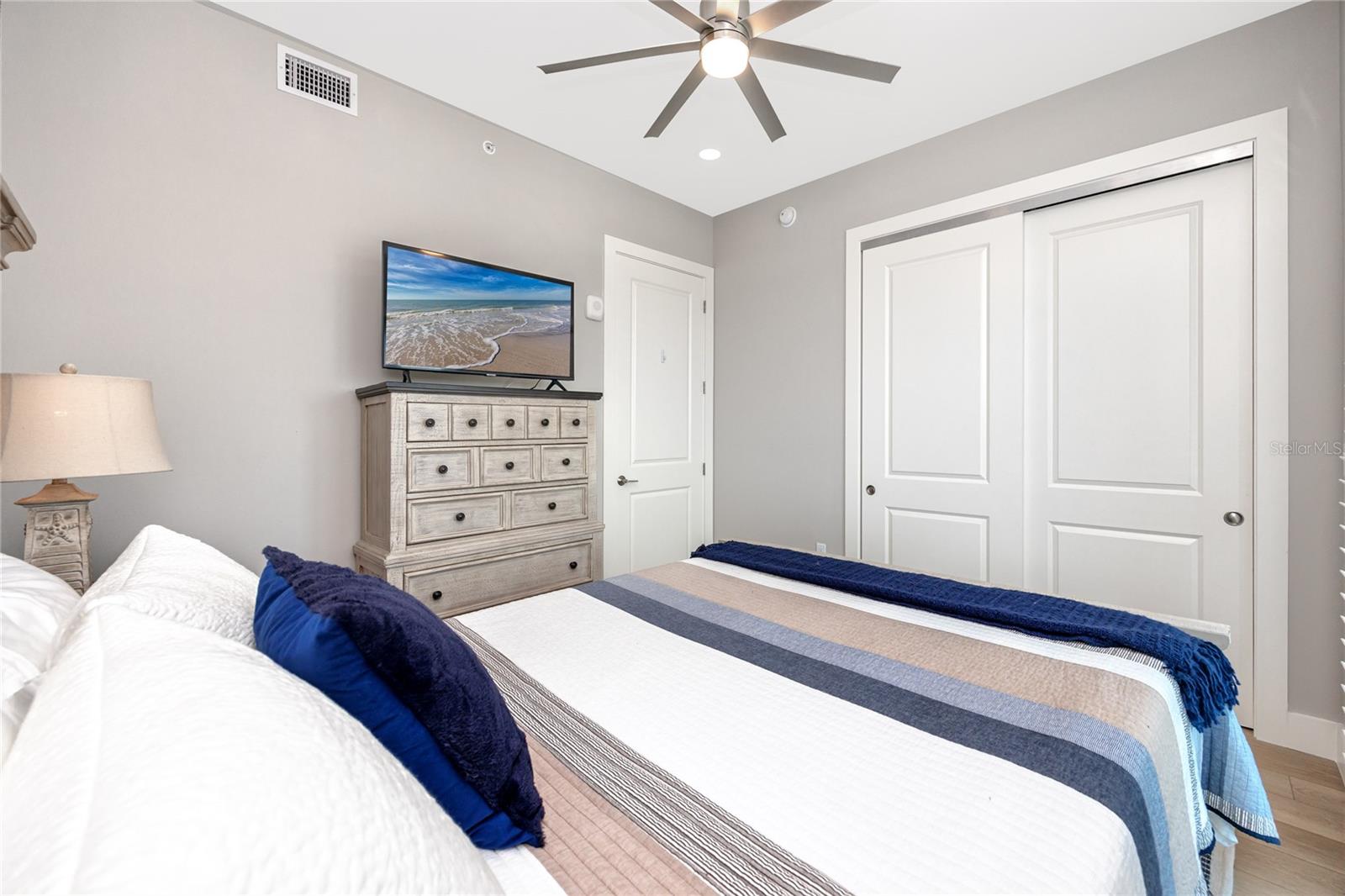 HARBOR AT TOWN CENTER CONDO - Residential