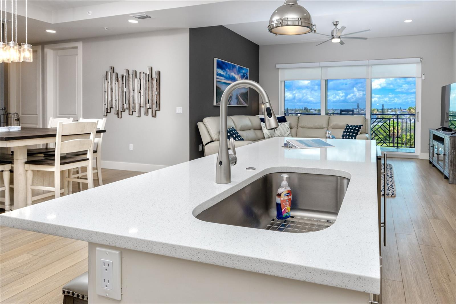 HARBOR AT TOWN CENTER CONDO - Residential