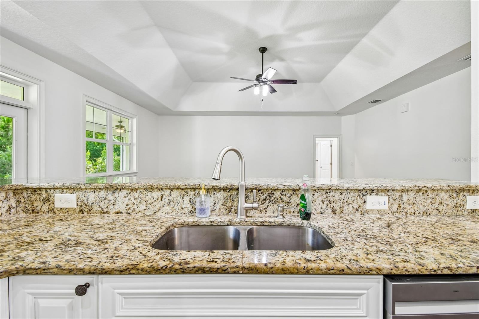 DELTONA LAKES UN 32 - Residential