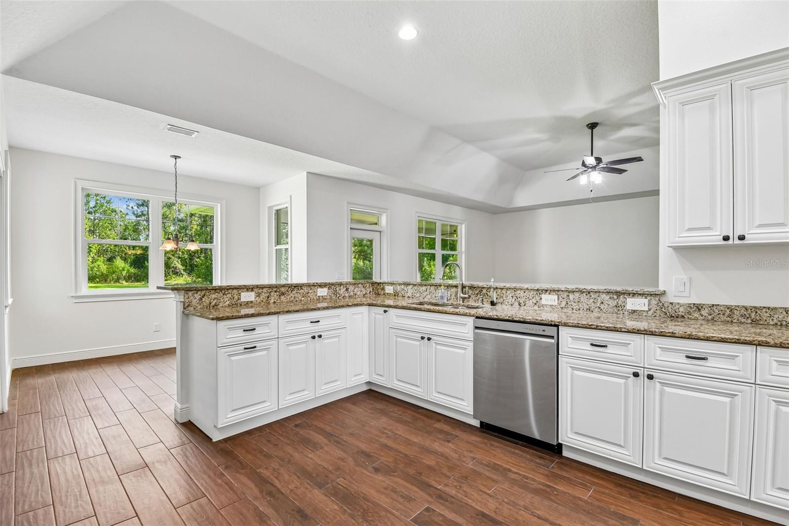 DELTONA LAKES UN 32 - Residential