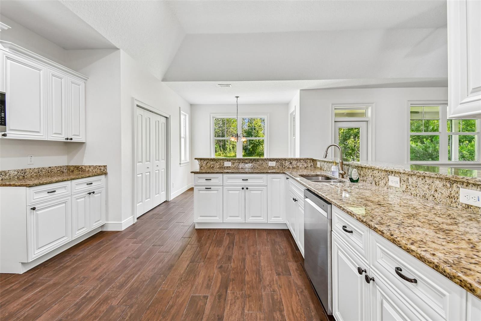 DELTONA LAKES UN 32 - Residential