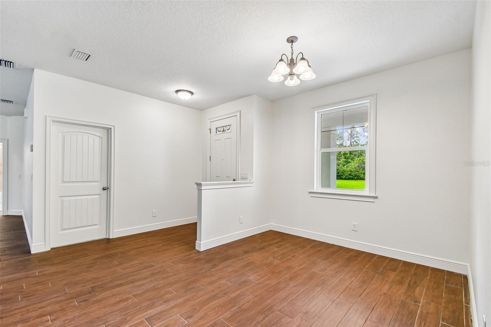 DELTONA LAKES UN 32 - Residential