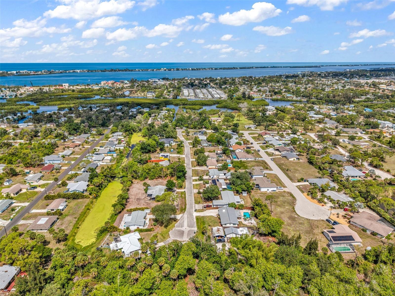 LONGLAKE ESTATES - Residential