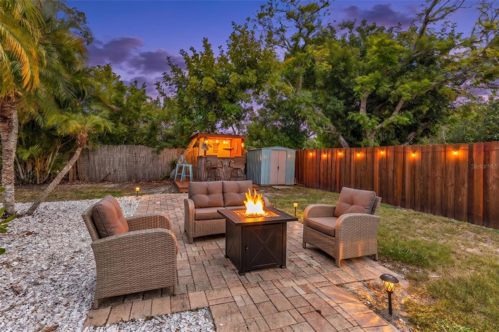 LONGLAKE ESTATES - Residential