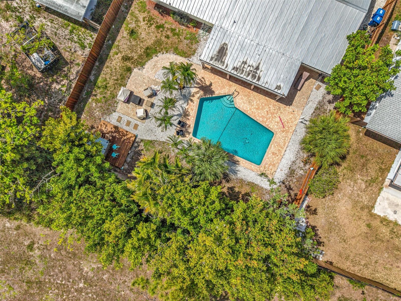 LONGLAKE ESTATES - Residential