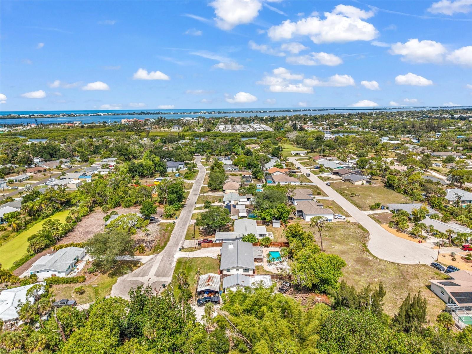 LONGLAKE ESTATES - Residential
