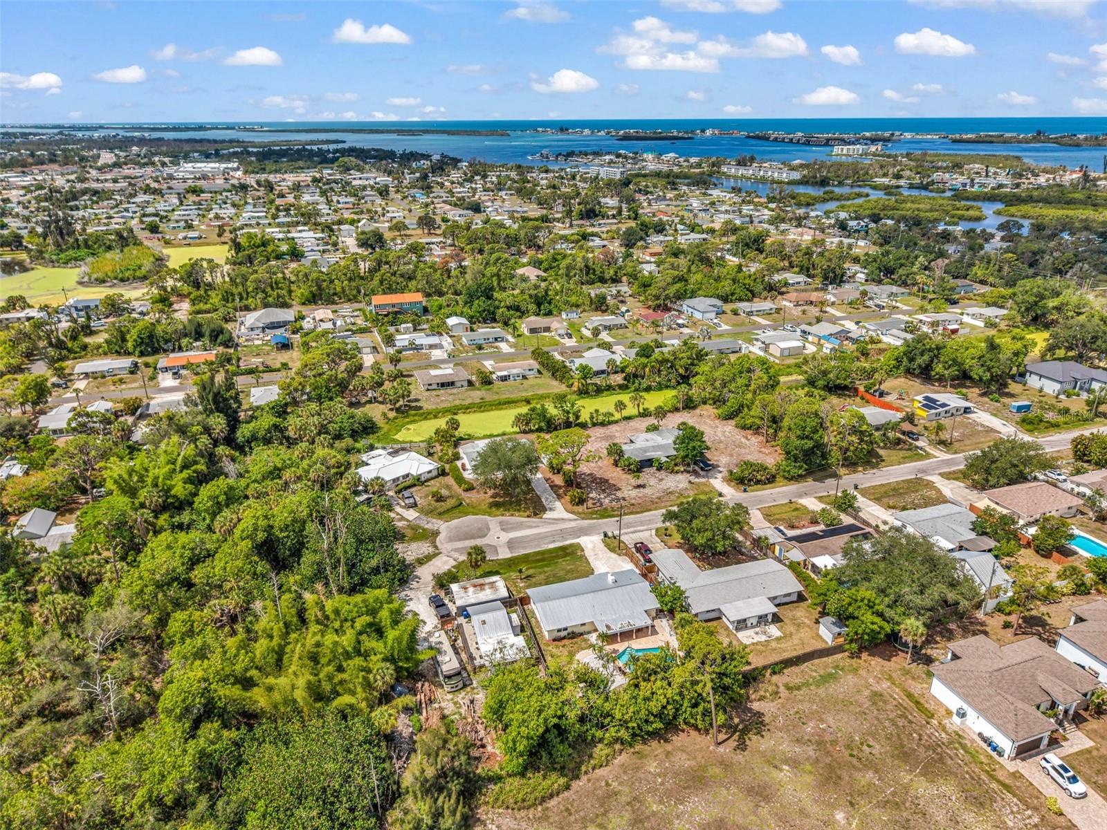 LONGLAKE ESTATES - Residential