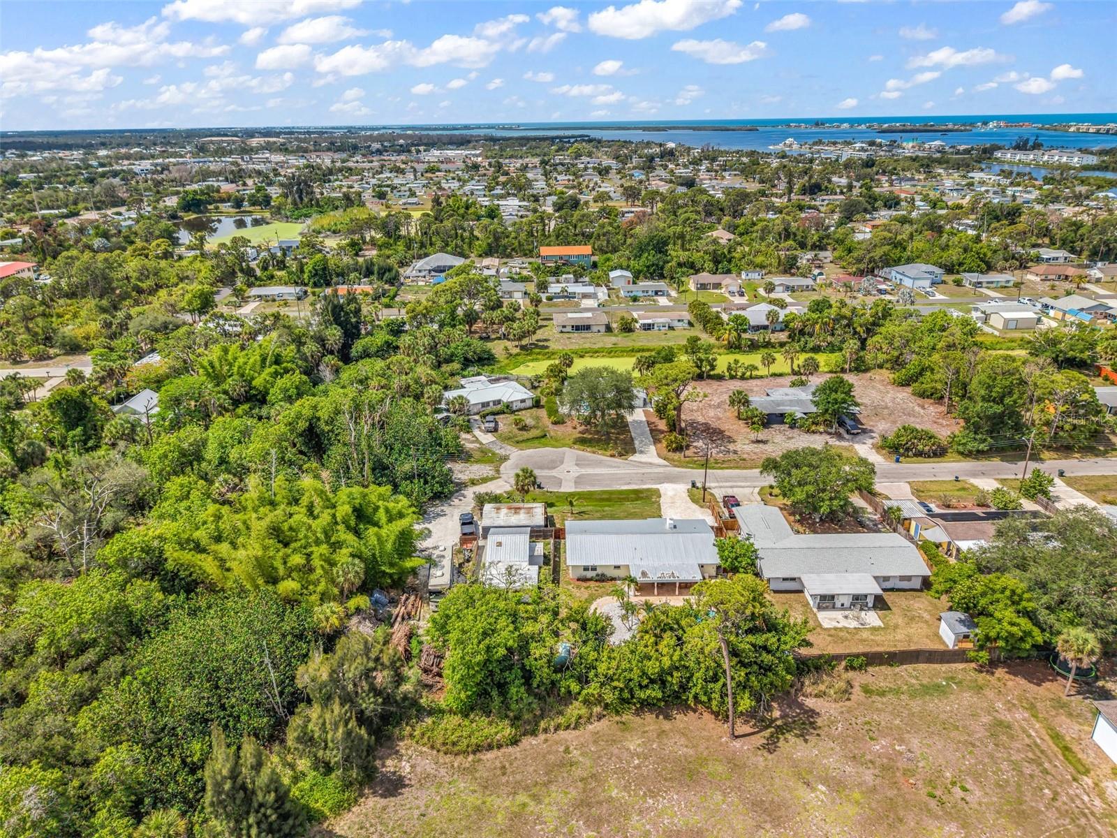LONGLAKE ESTATES - Residential