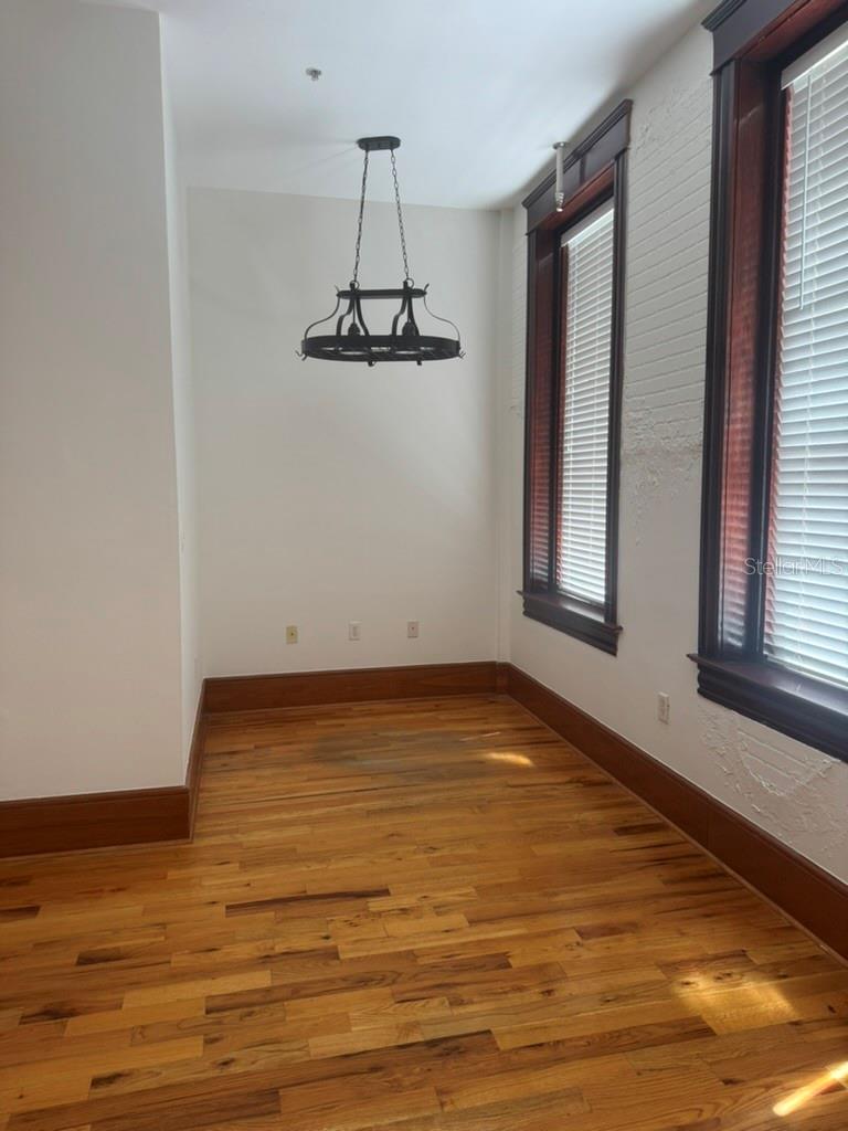 THE ARLINGTON CONDO - Residential