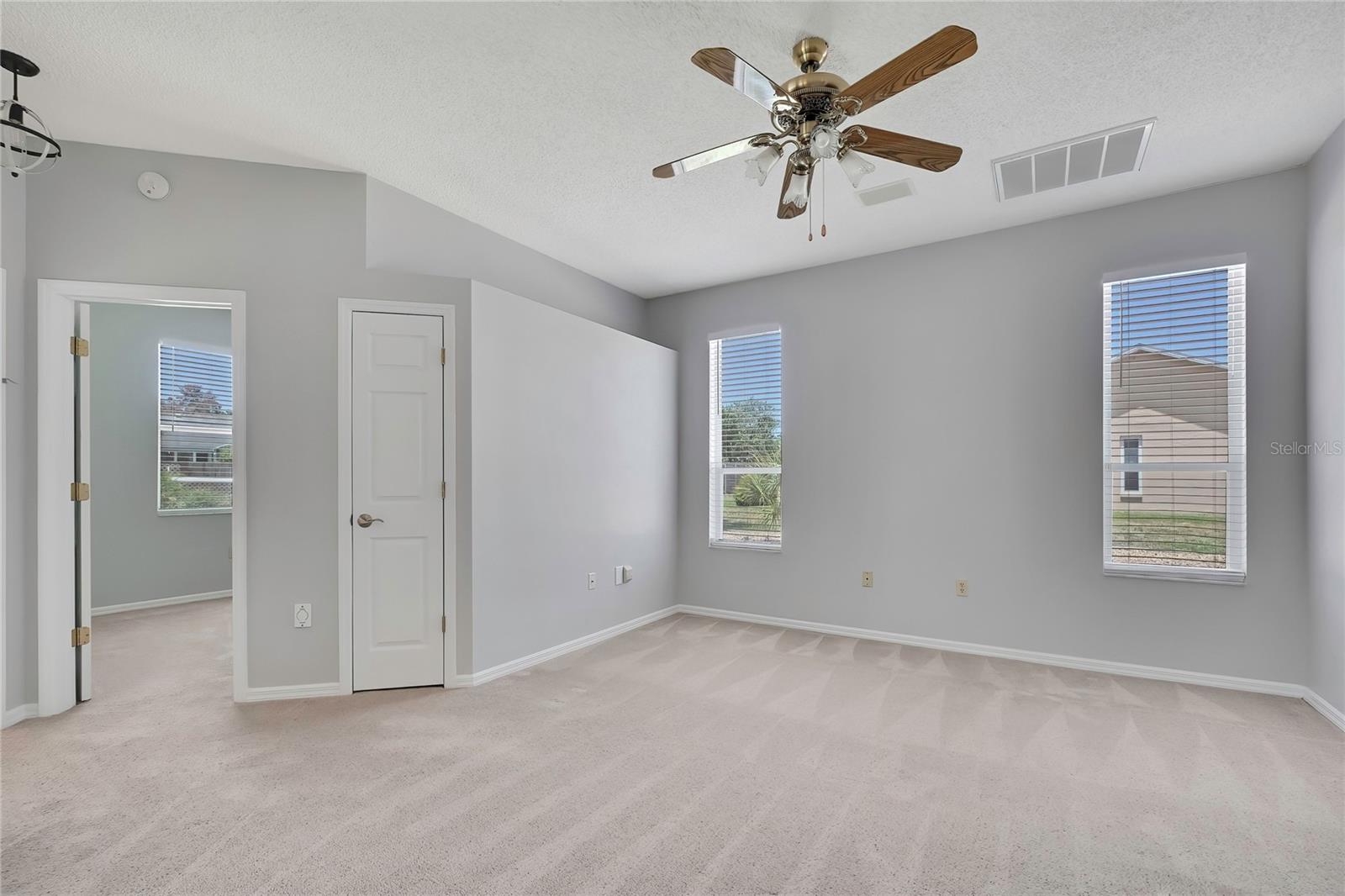 SPRING HILL - Residential Lease