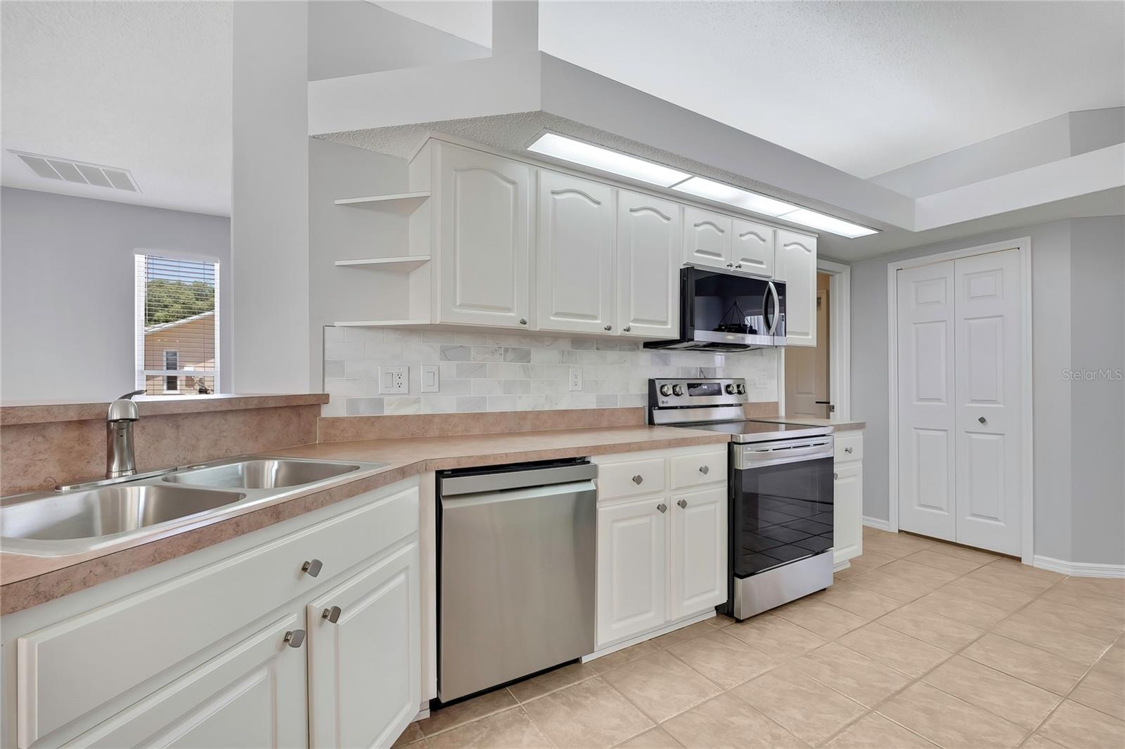 SPRING HILL - Residential Lease