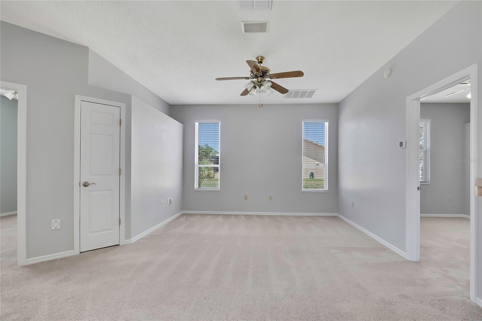 SPRING HILL - Residential Lease